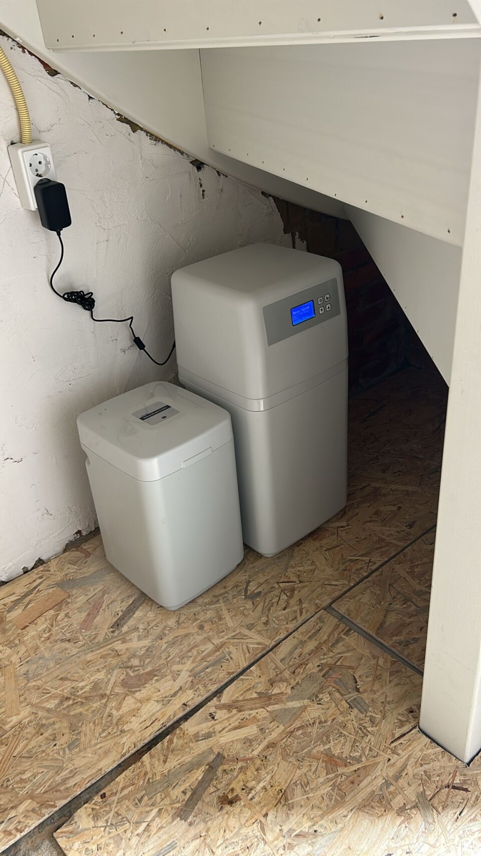 Duo 12 deluxe in een trapkast